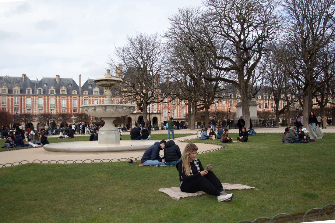 Le Marais, Place des Vosges and hidden courtyards